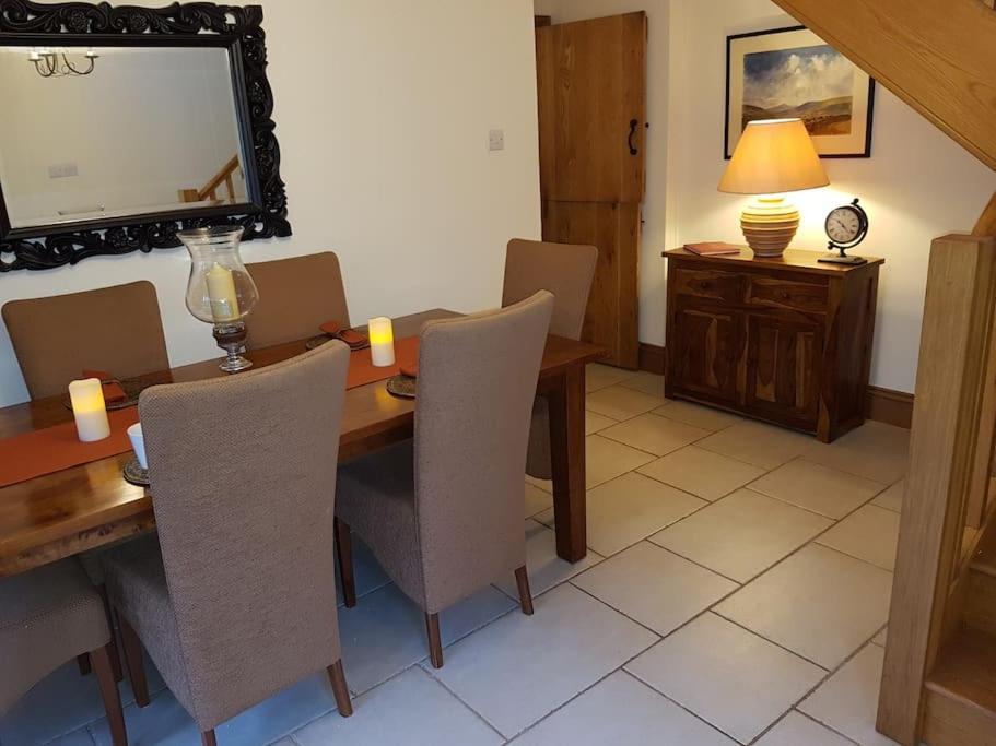 River Cottage Brecon: Hot Tub, Fire, Balcony, Wifi Exterior photo